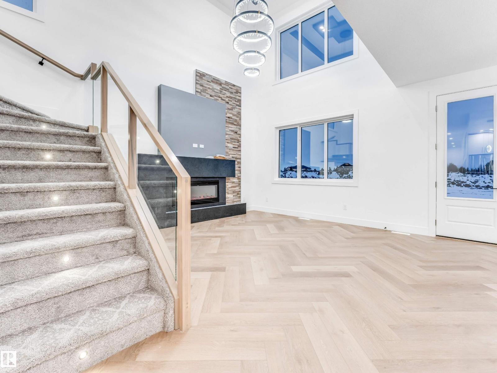 2346 63 AV NE - 13