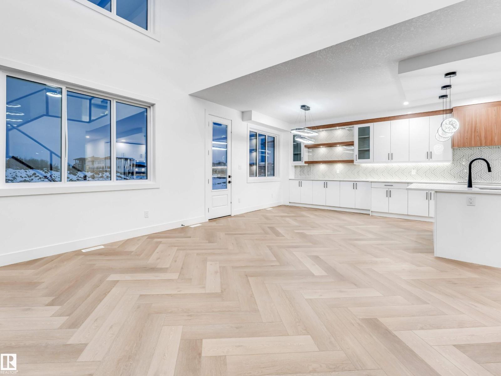 2346 63 AV NE - 24