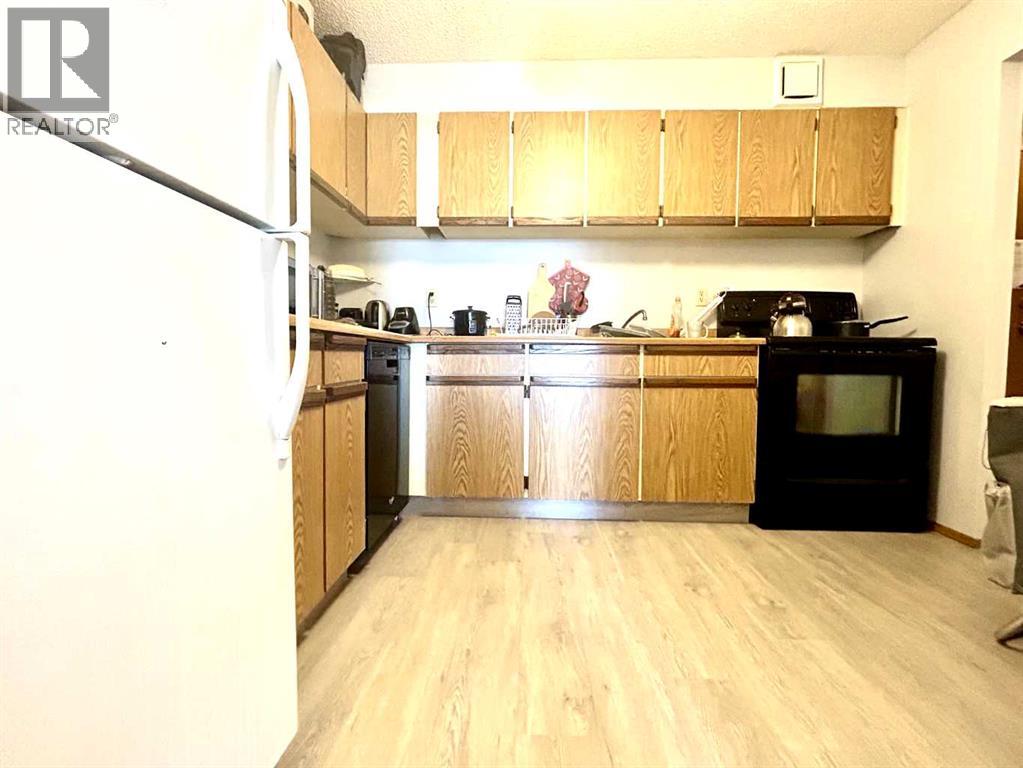 #806 5204 Dalton Drive NW - 15