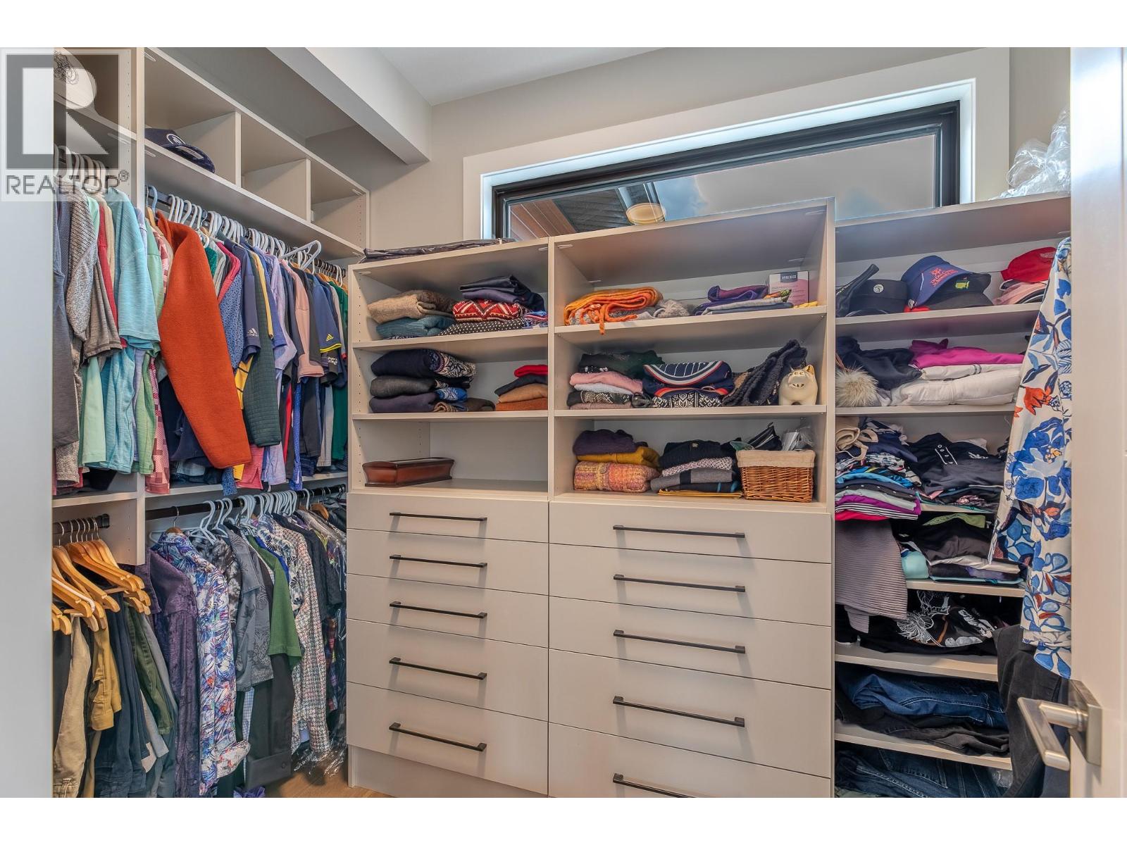 5212 WOODS Avenue - 35