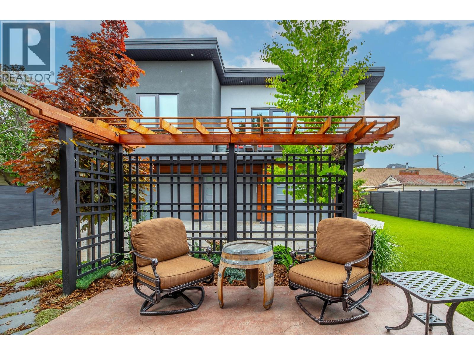 5212 WOODS Avenue - 44