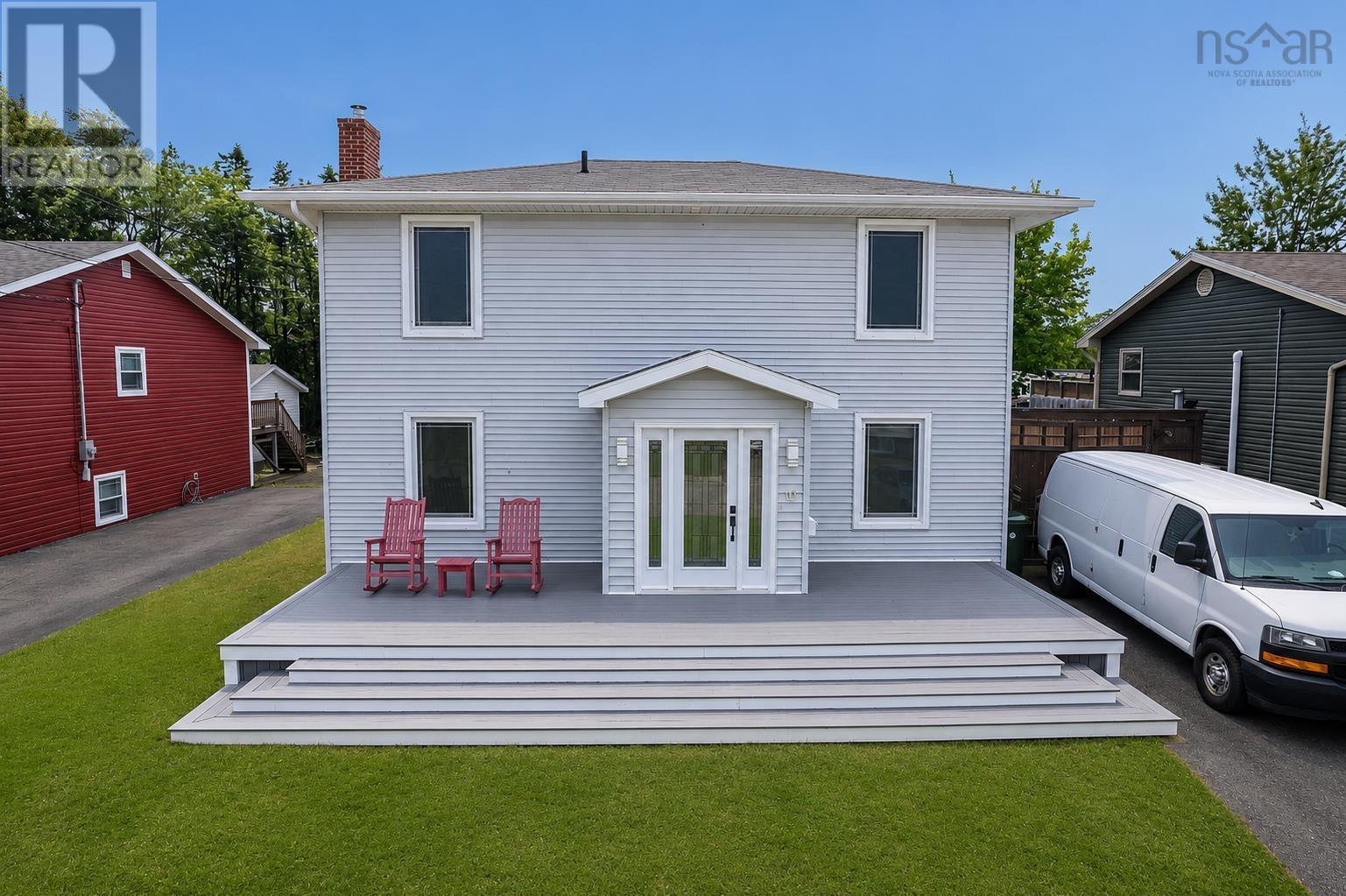 10 Melissa Crescent - 1