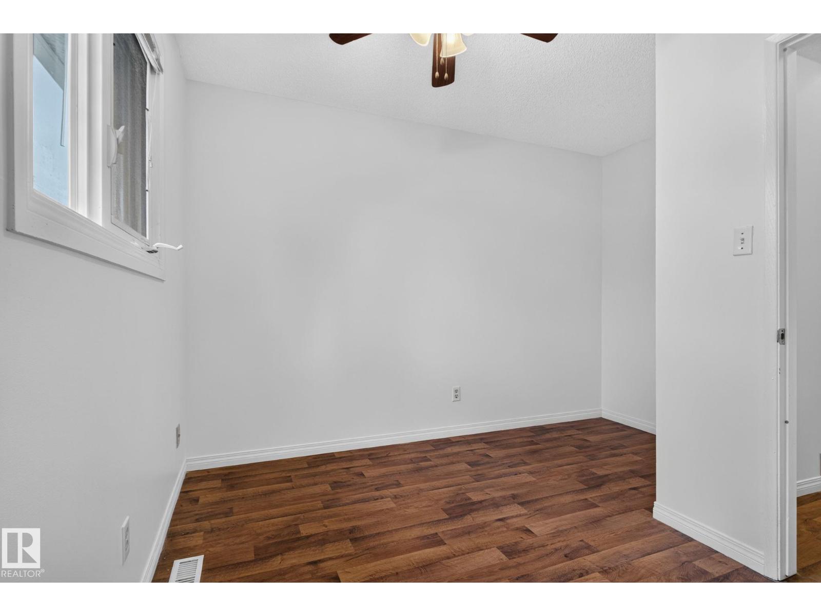 9503 180A ST NW - 30