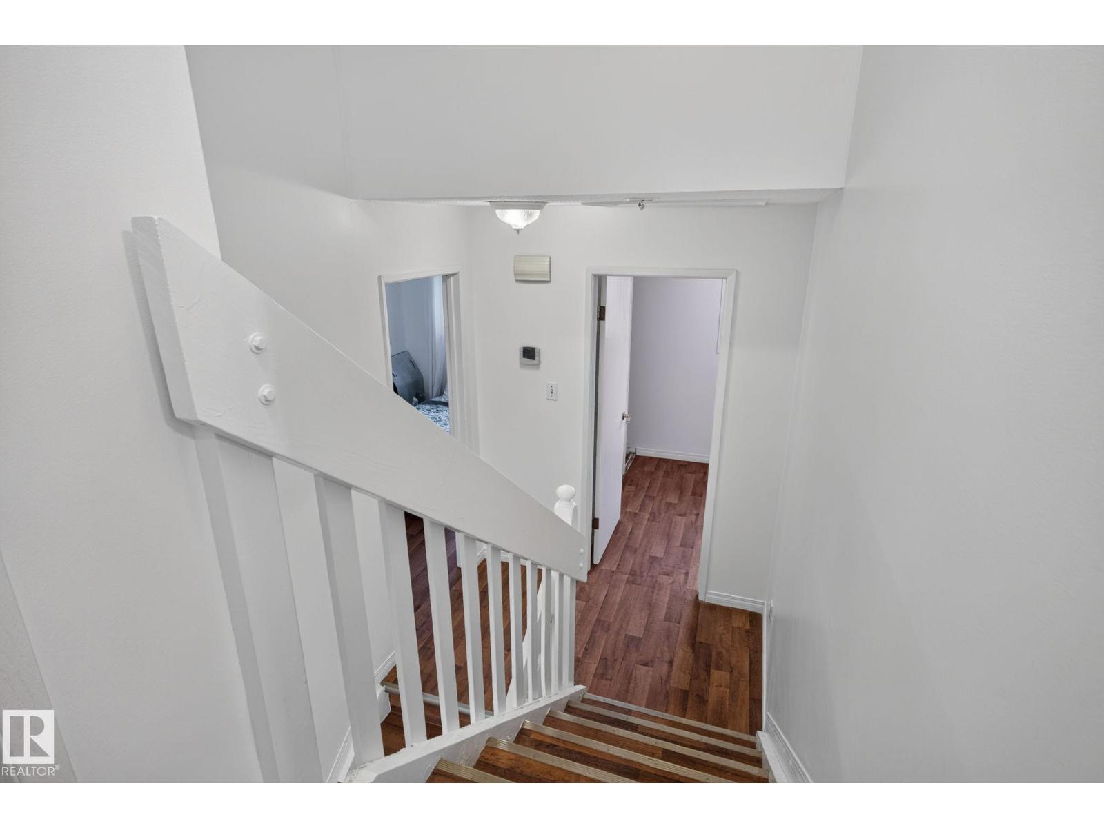 9503 180A ST NW - 36