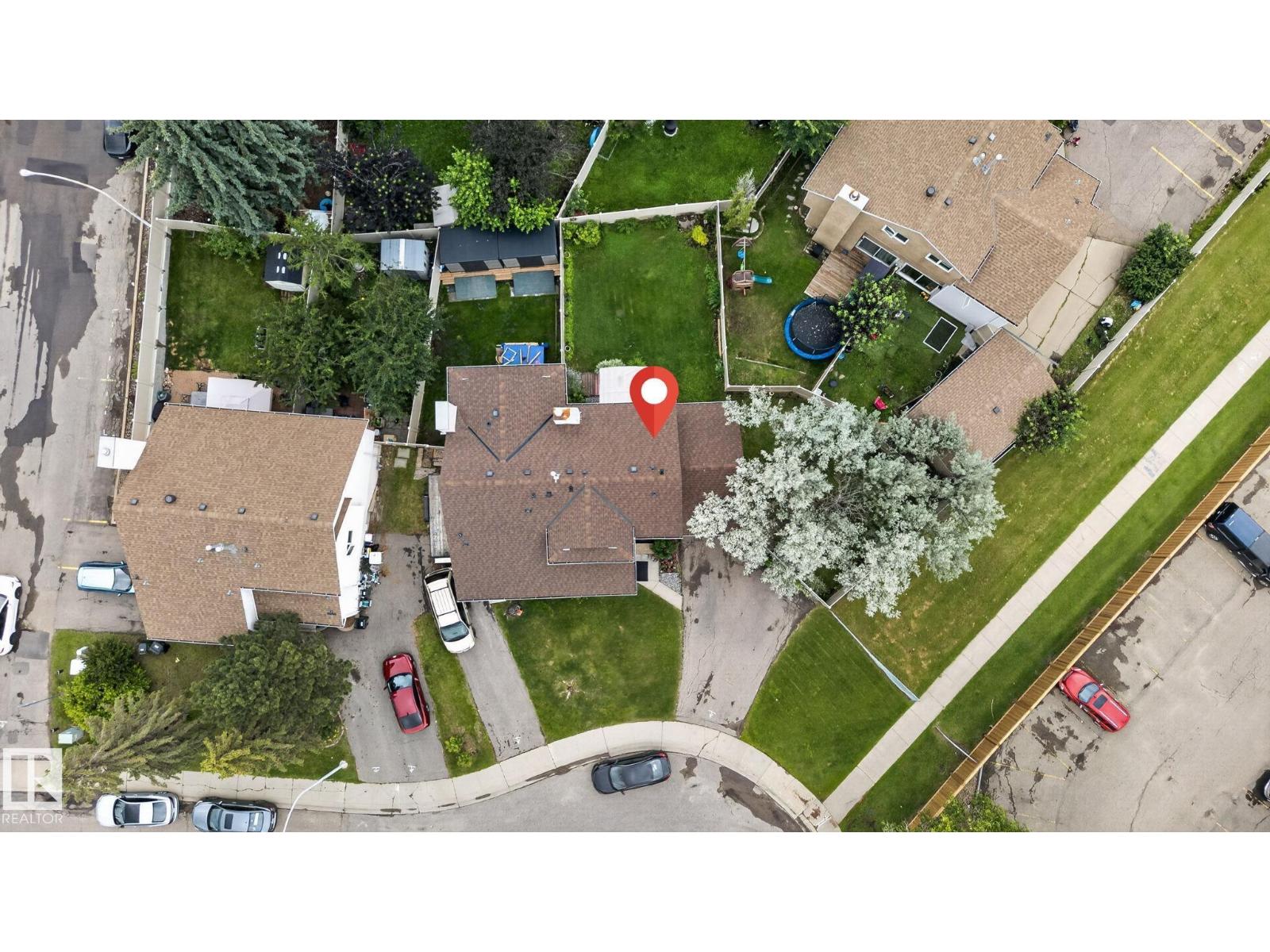 9503 180A ST NW - 4