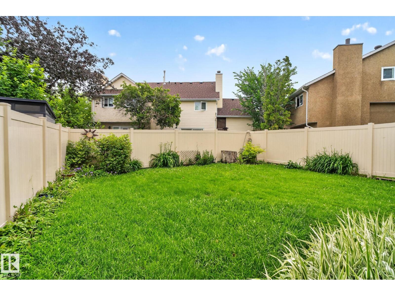 9503 180A ST NW - 14