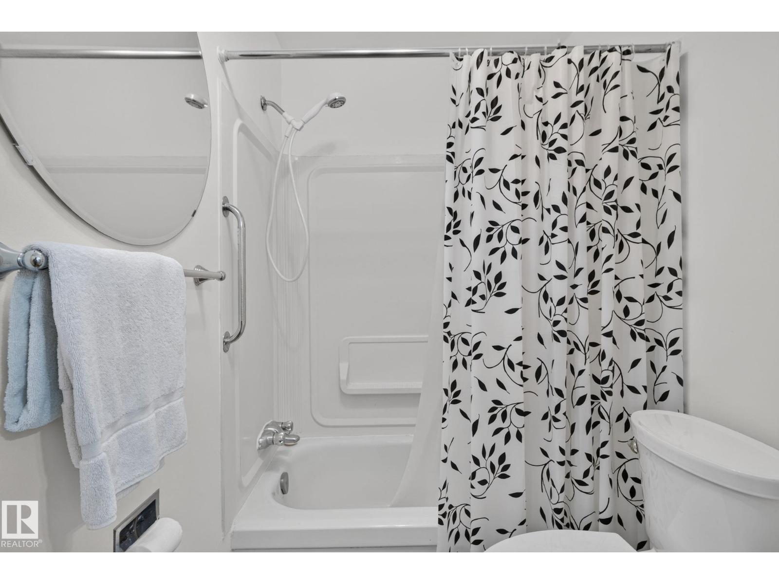 9503 180A ST NW - 35
