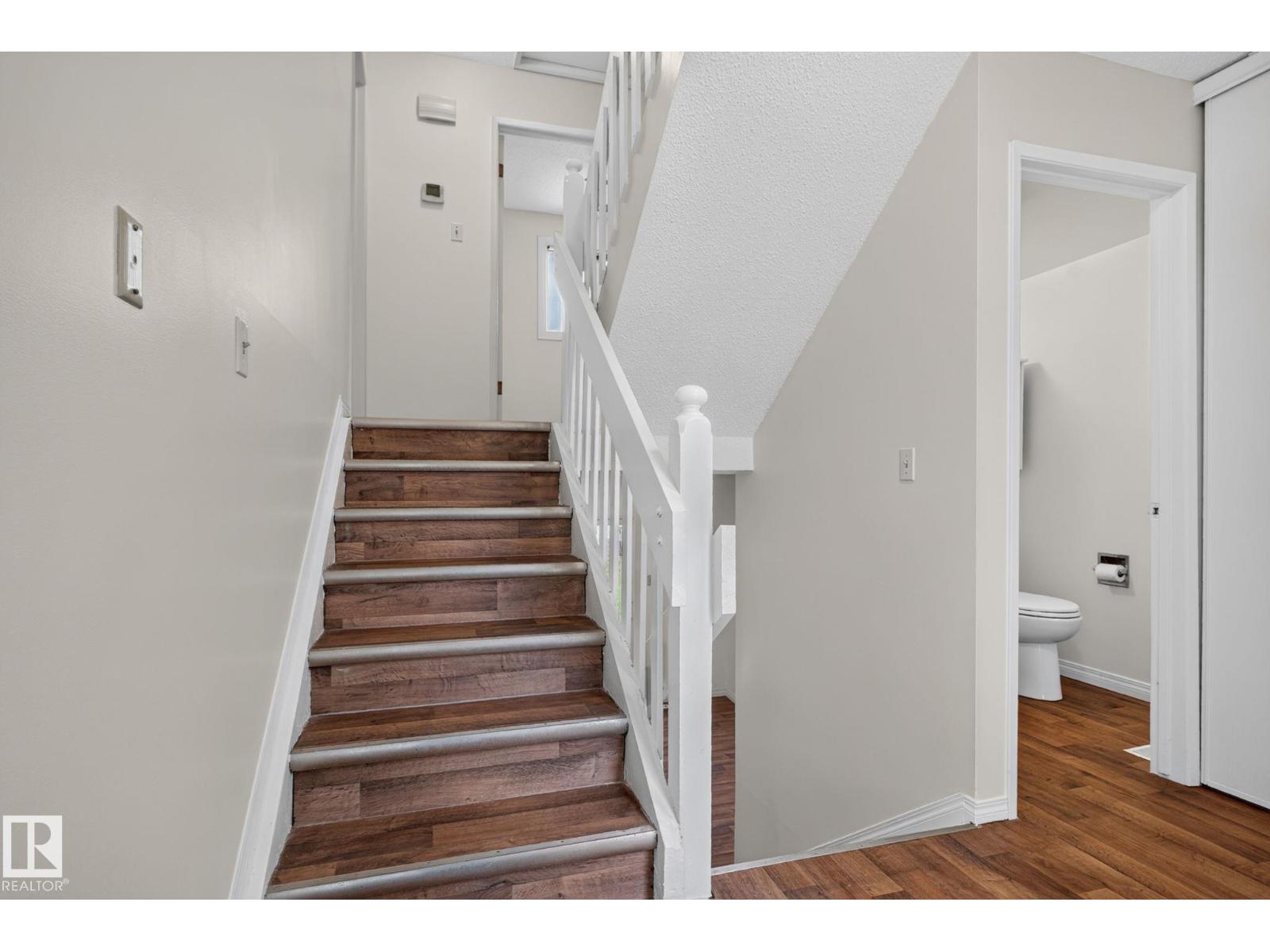 9503 180A ST NW - 25