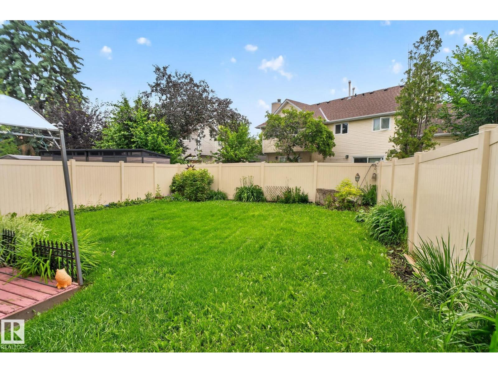 9503 180A ST NW - 13