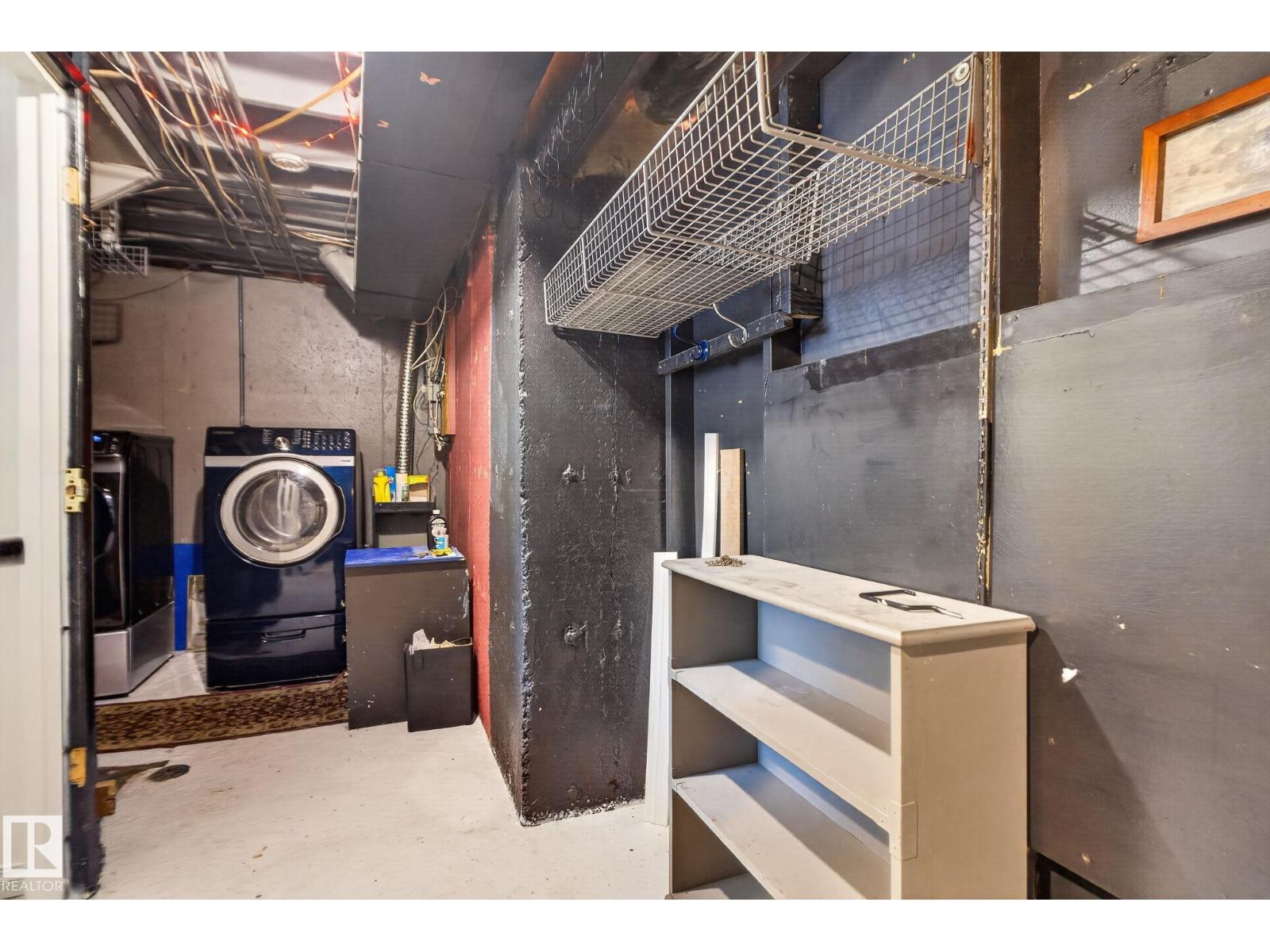 9503 180A ST NW - 41
