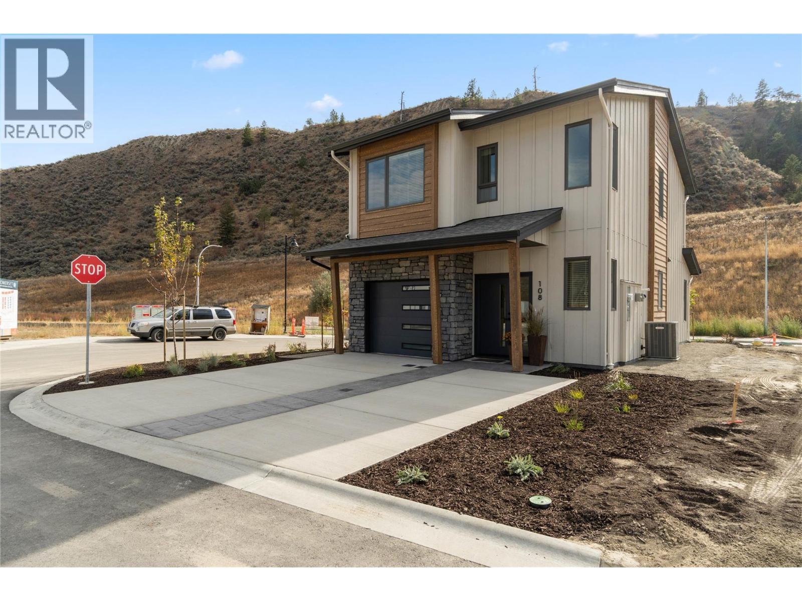 #108 3580 Valleyview Drive - 23