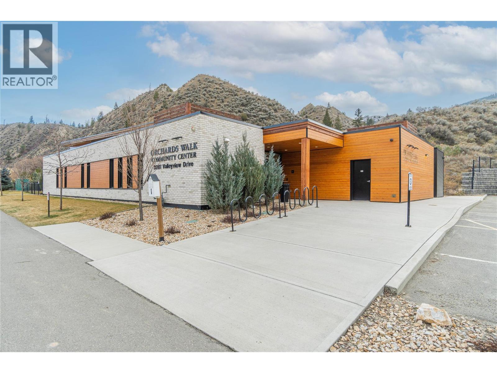 #108 3580 Valleyview Drive - 30