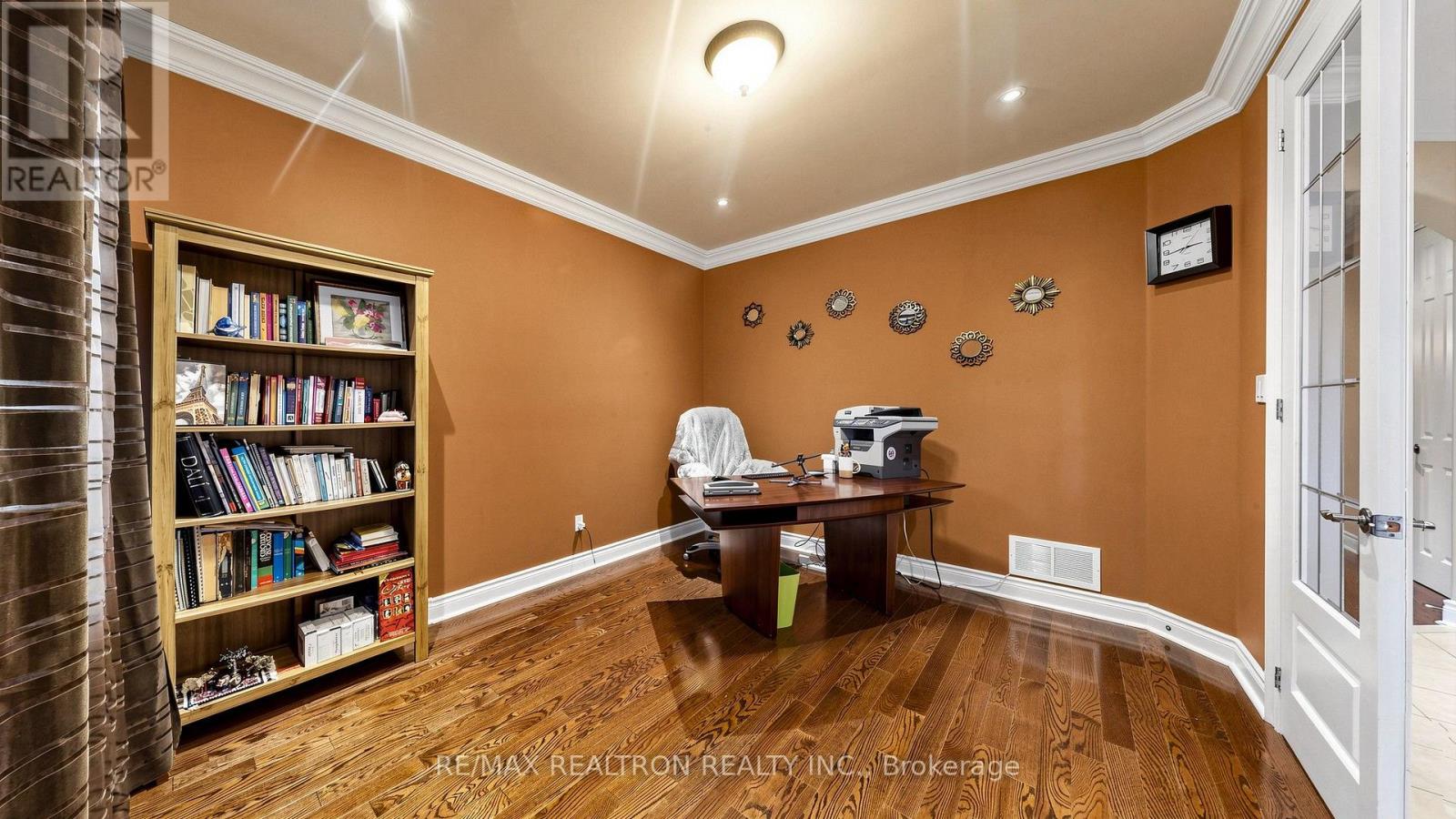 50 SIR FRANCESCO STREET - Image 8