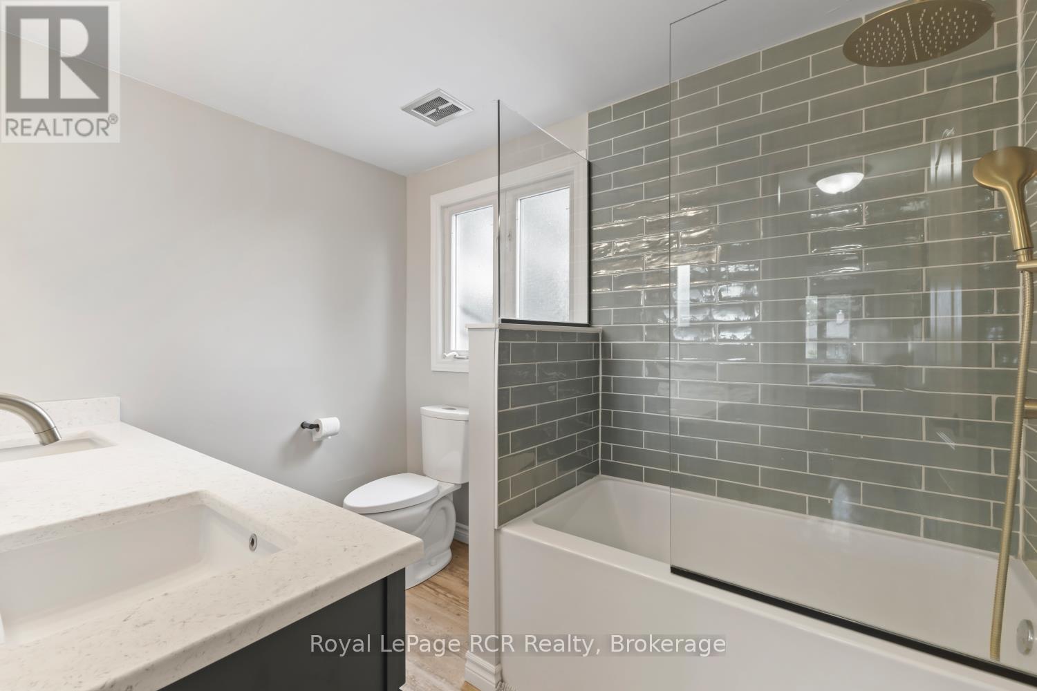 224 4TH AVENUE - 21