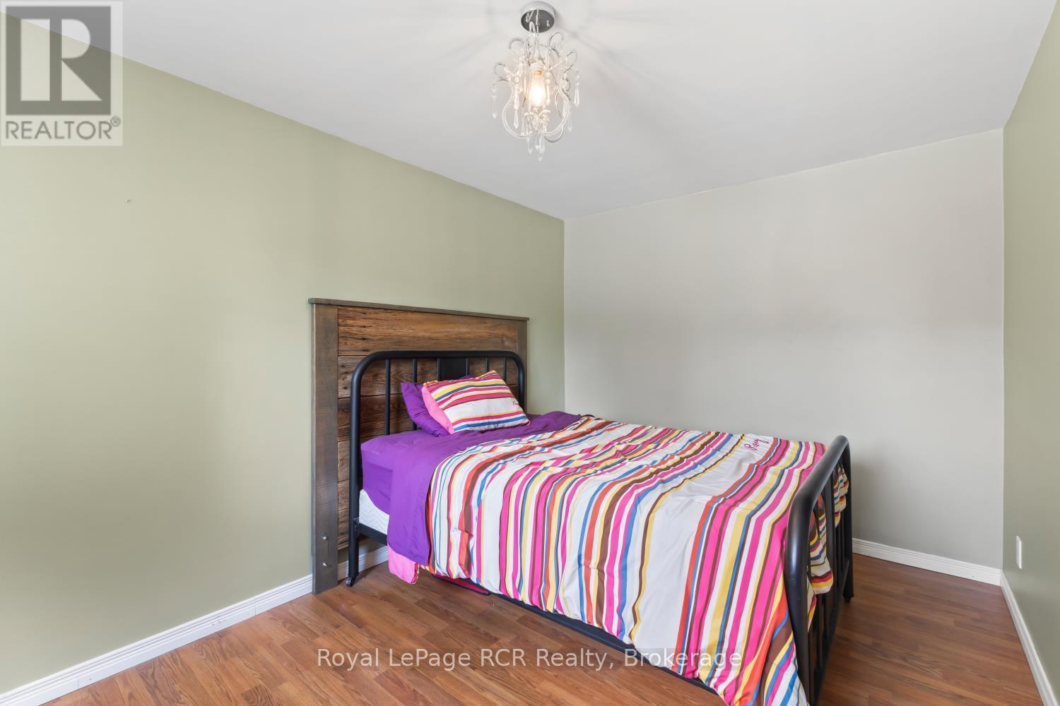 224 4TH AVENUE - 22