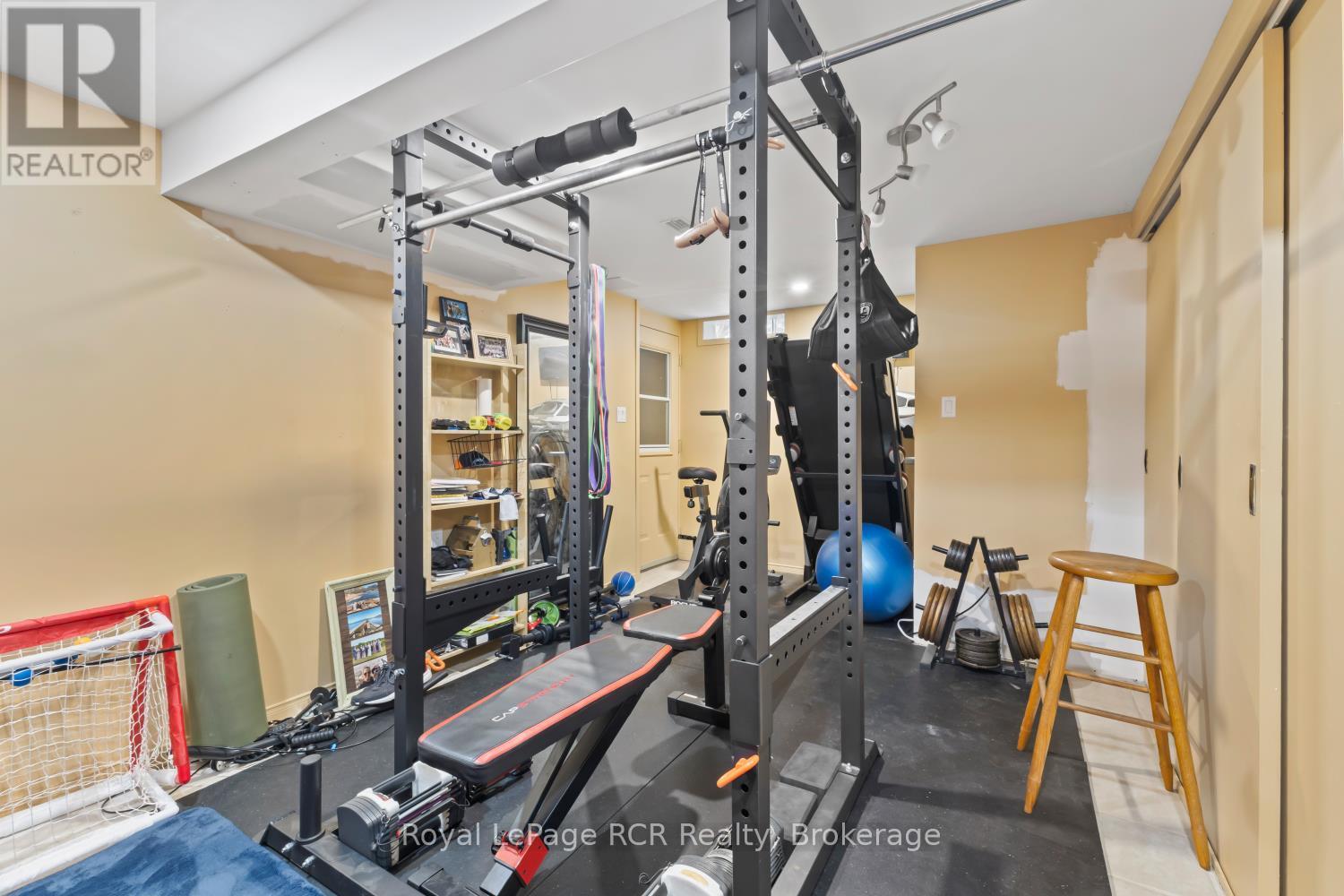 224 4TH AVENUE - 24
