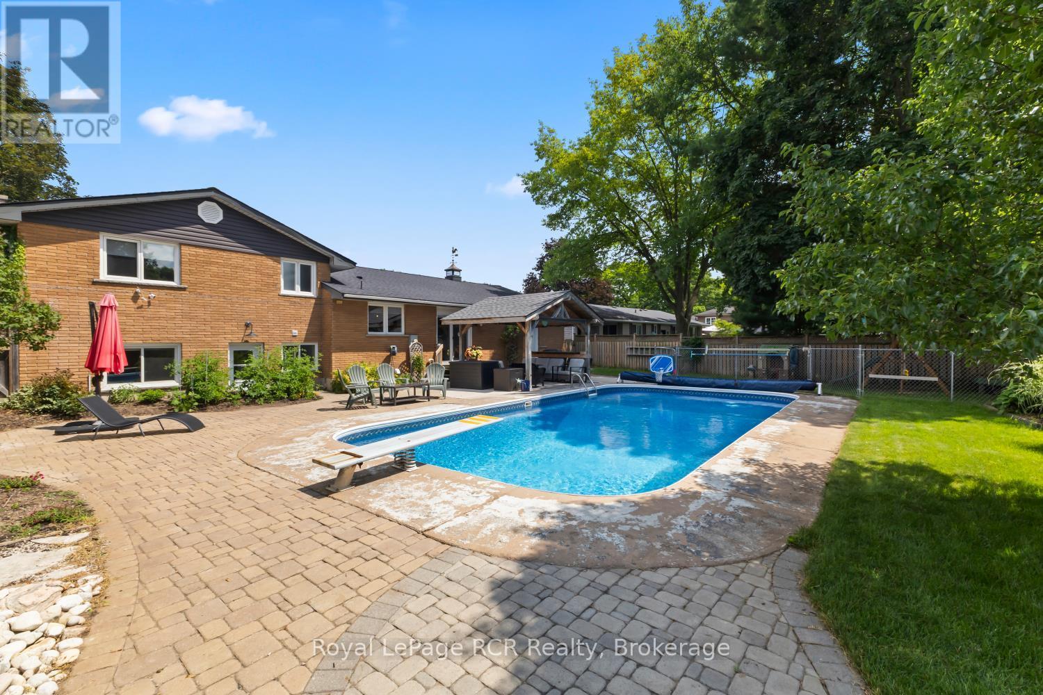 224 4TH AVENUE - 28