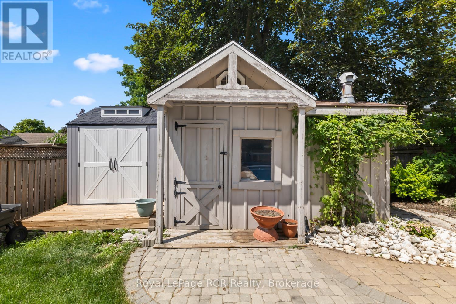 224 4TH AVENUE - 31