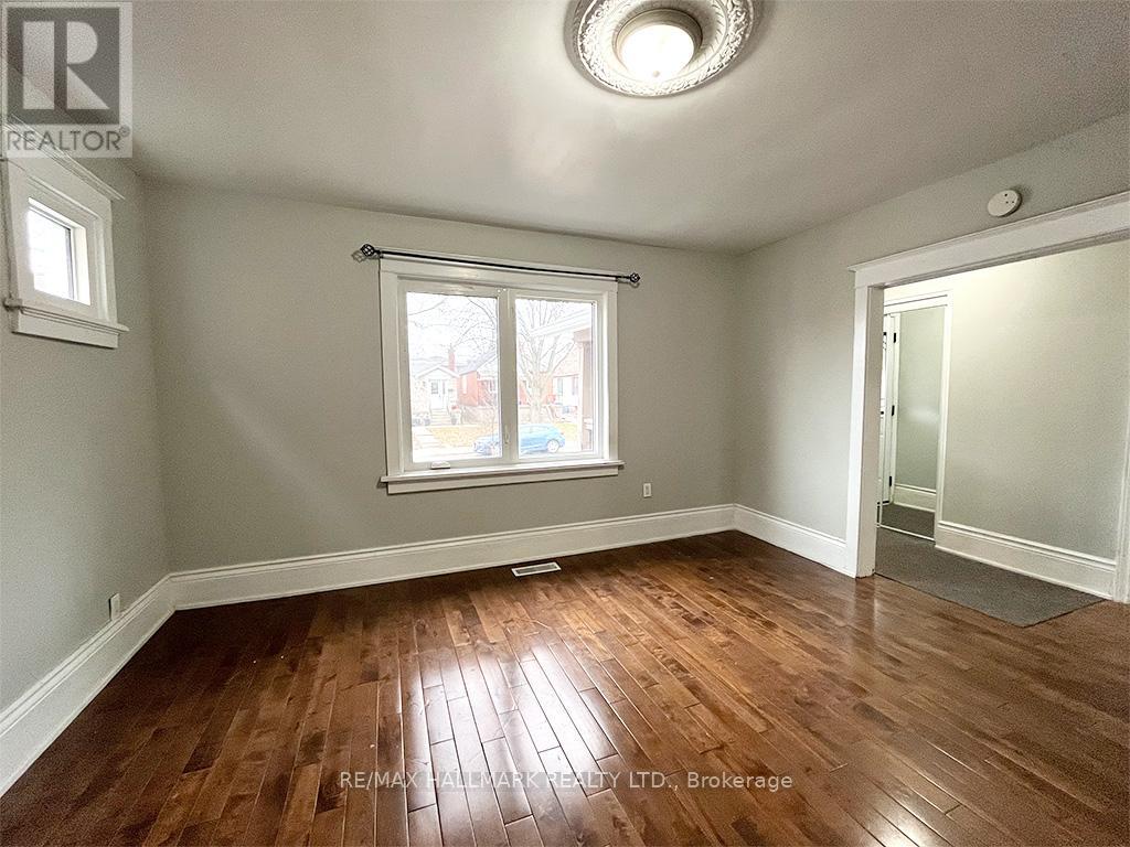 67 CLAREMORE AVENUE - 8