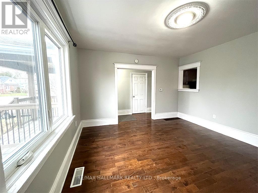 67 CLAREMORE AVENUE - 9