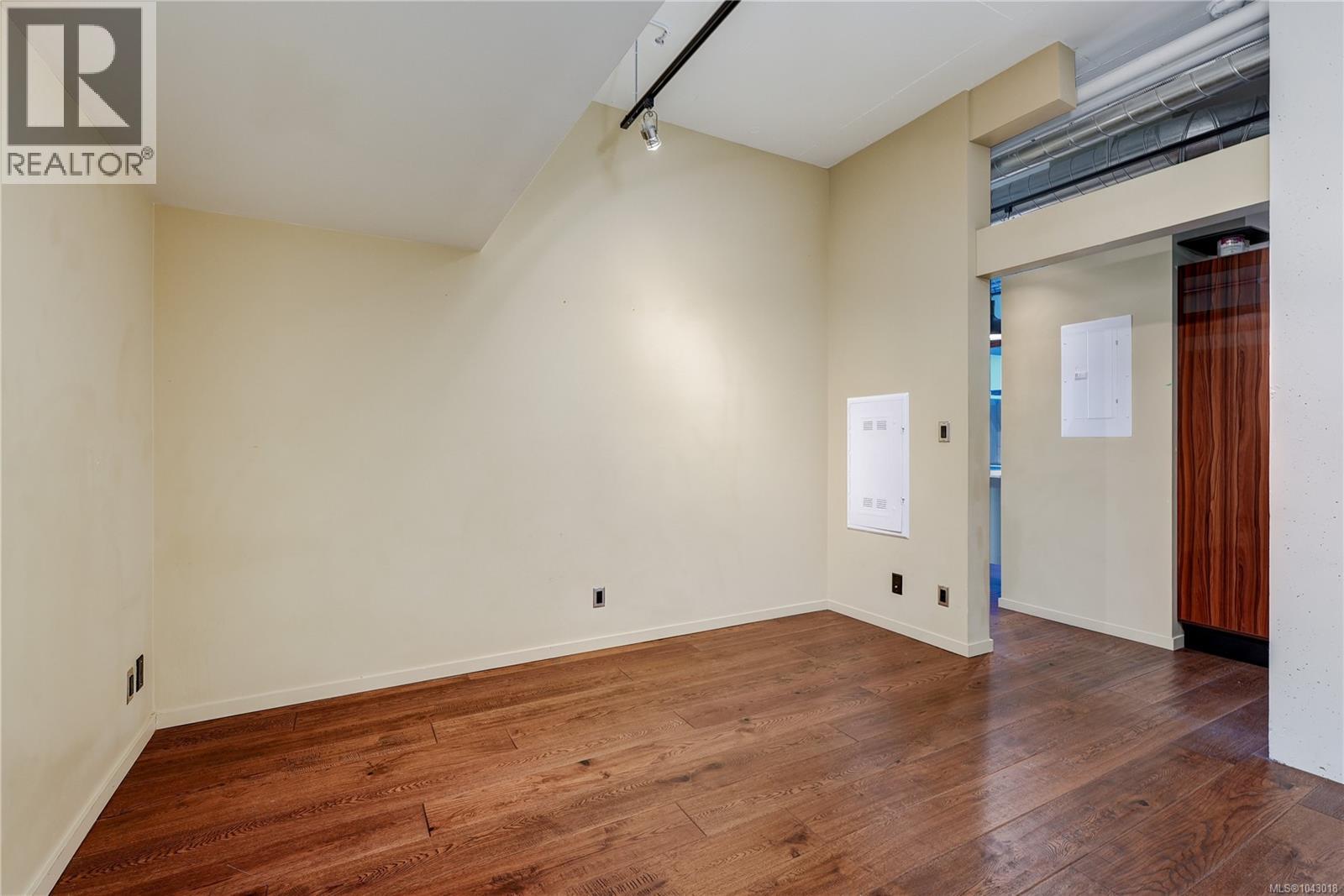 721 1029 VIEW Street, Victoria