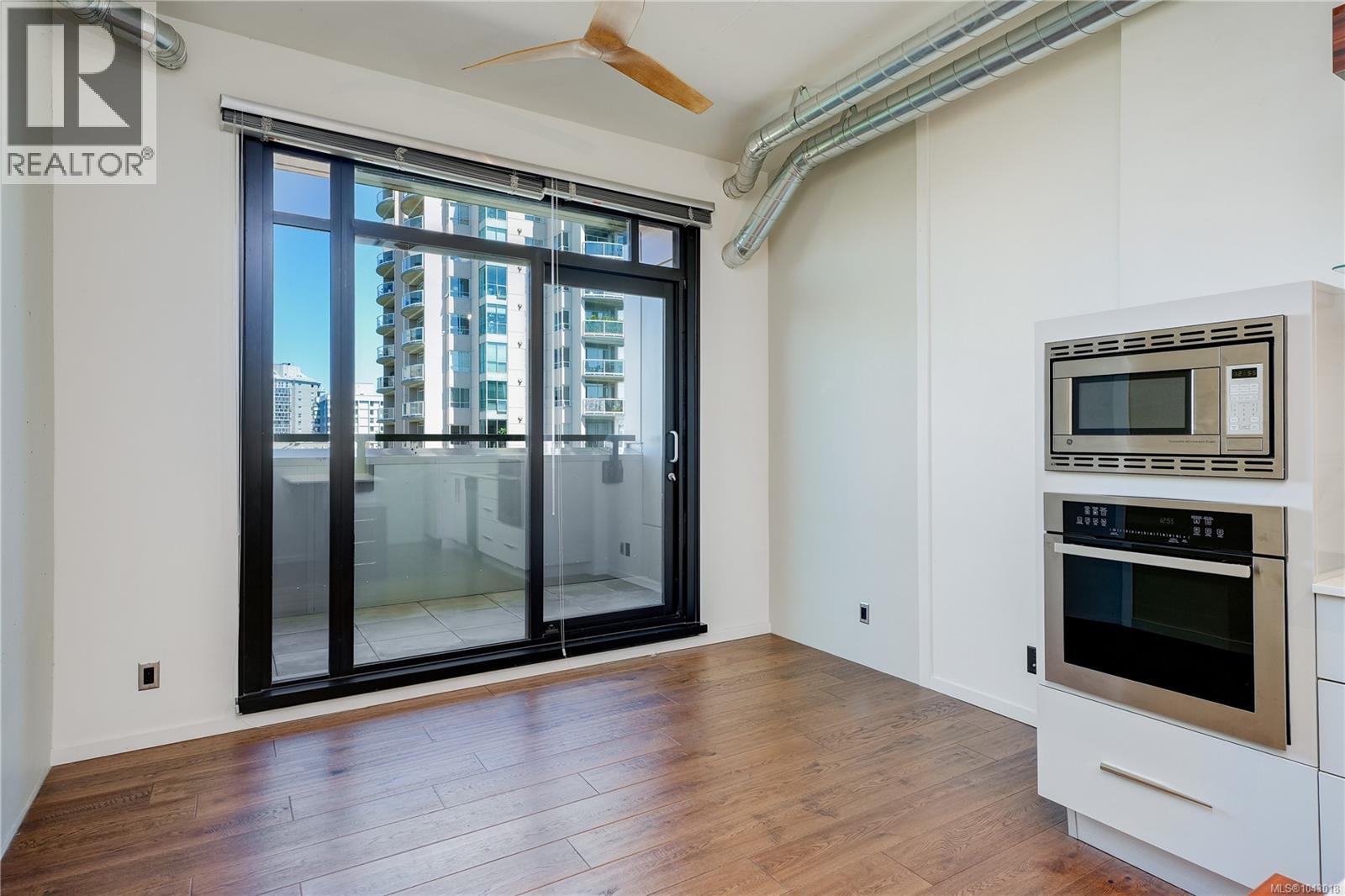 721 1029 VIEW Street, Victoria