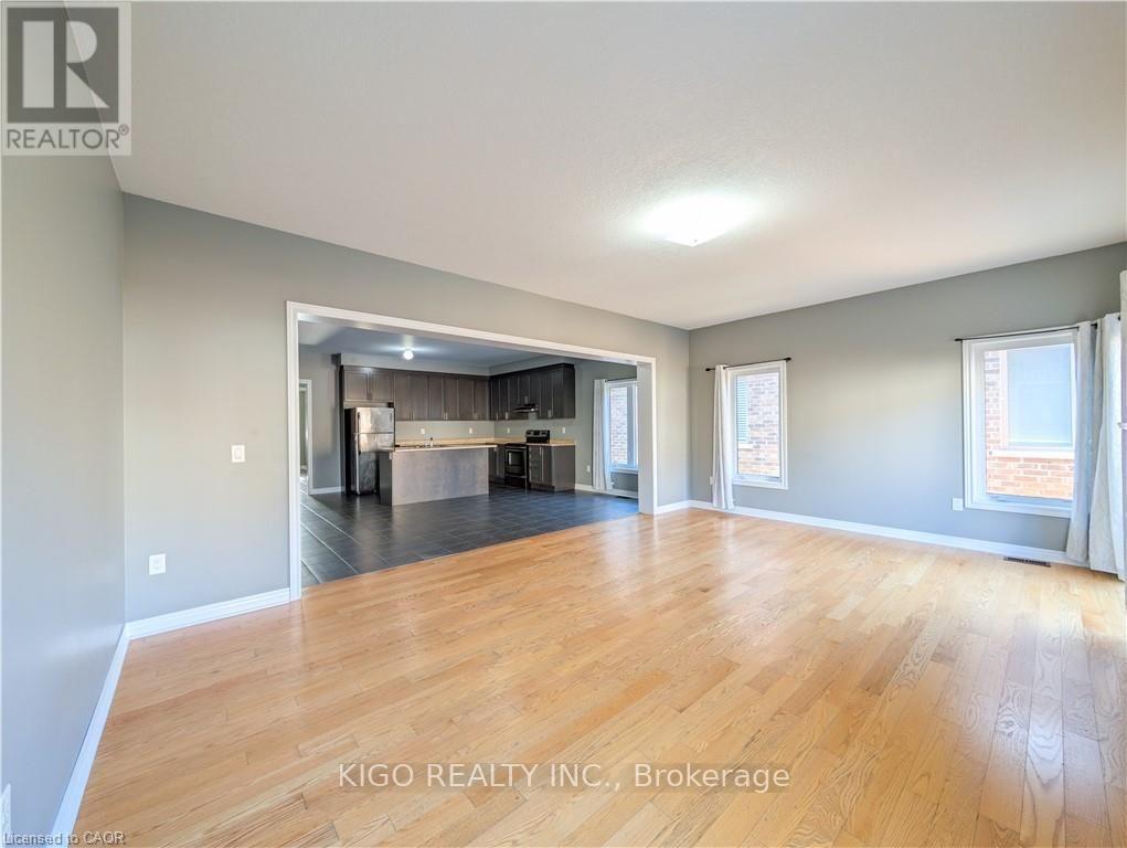 520 BALDWIN CRESCENT - 10