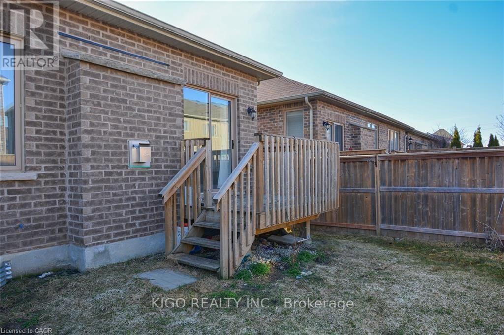 520 BALDWIN CRESCENT - 36