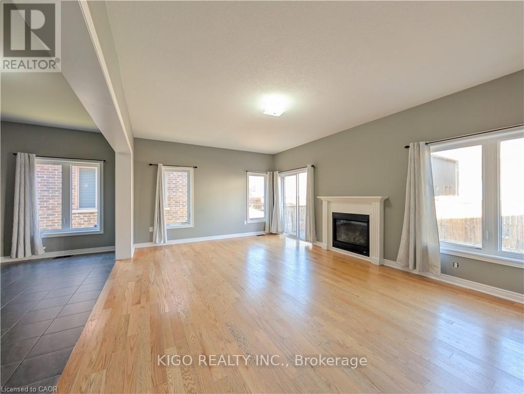 520 BALDWIN CRESCENT - 8