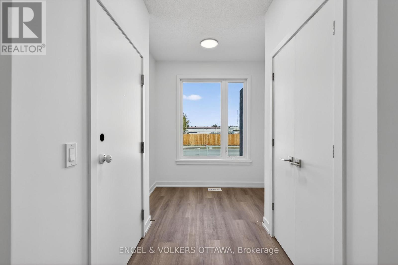 2 Bed, 3 Bath House for Rent in Ottawa – 132 STARDUST PRIVATE, Ottawa – MLS# X13554624 - Image 14
