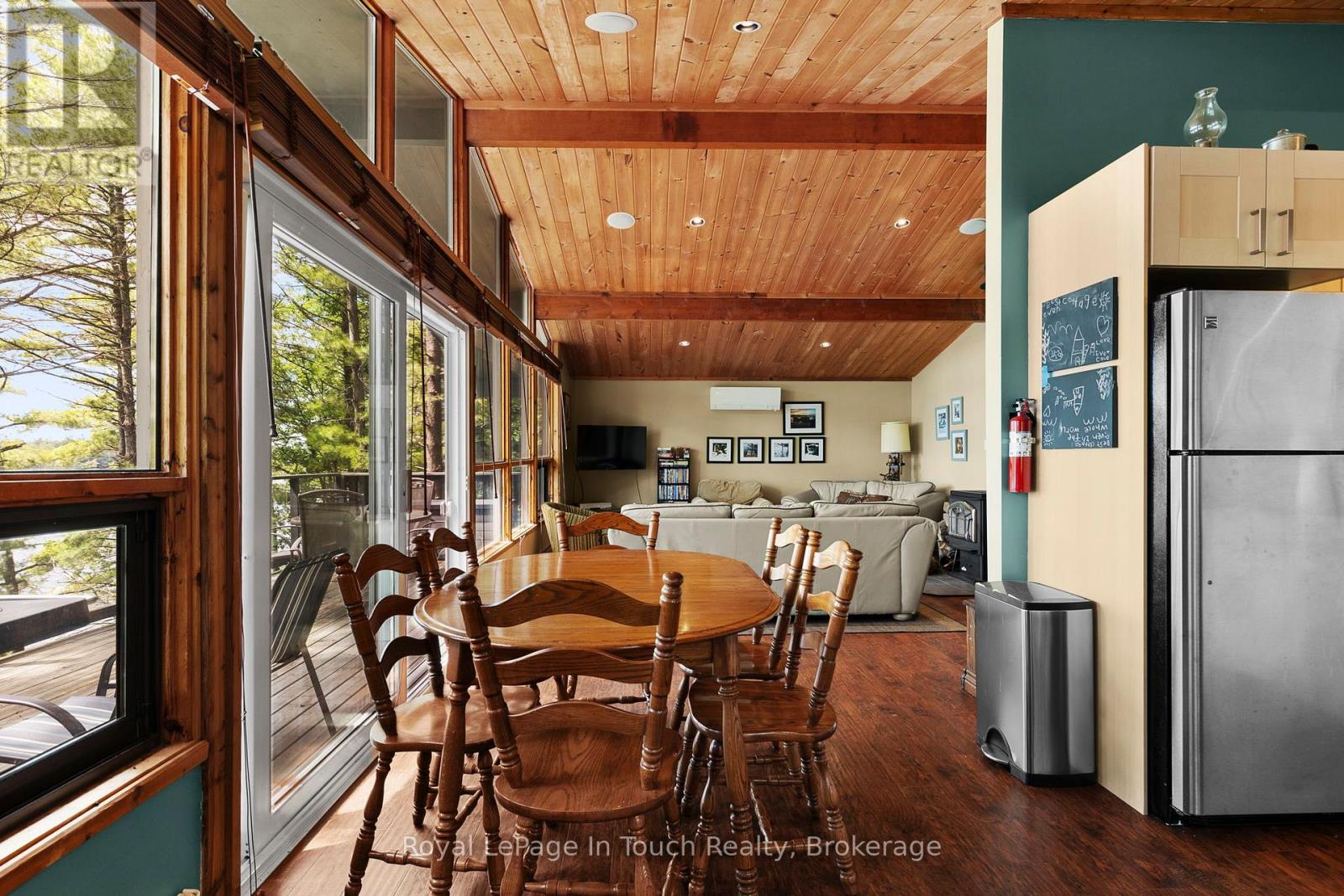 3946 EAST SHORE ROAD - 12