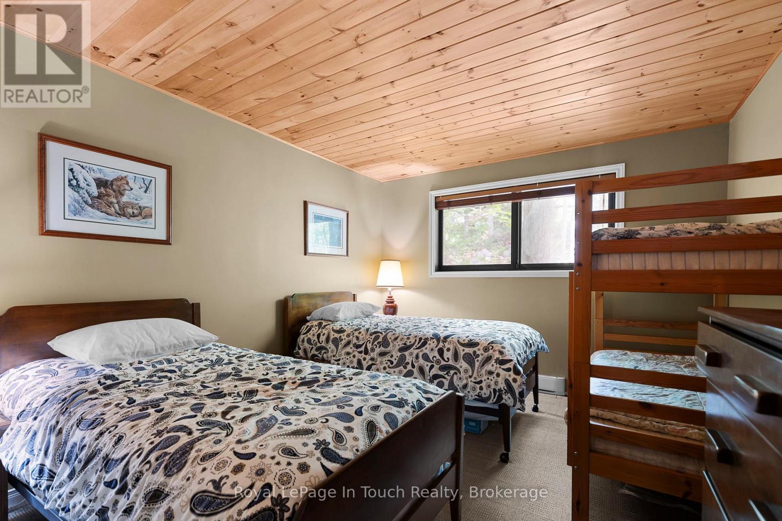 3946 EAST SHORE ROAD - 25