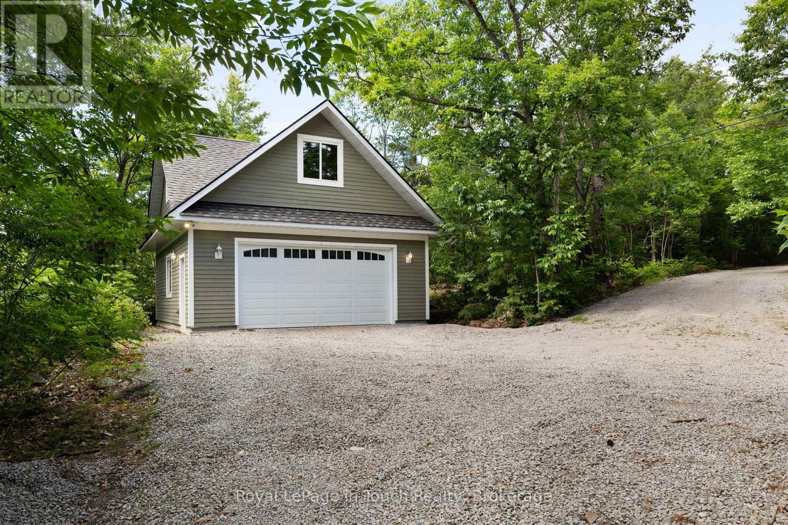 3946 EAST SHORE ROAD - 30