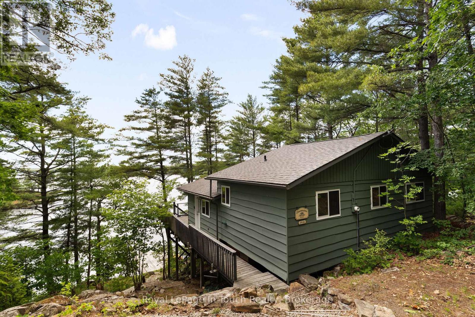 3946 EAST SHORE ROAD - 35