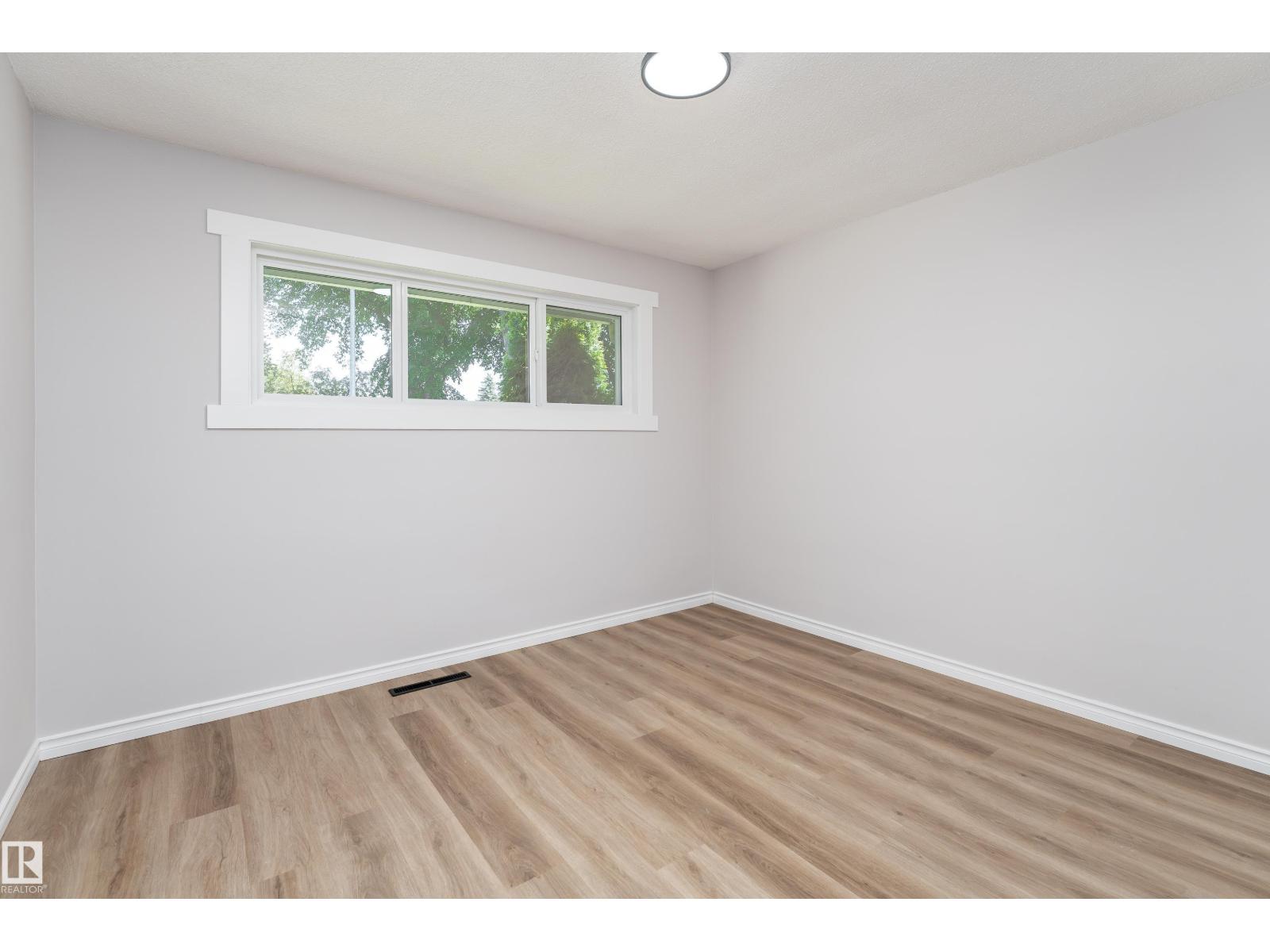 12224 55 ST NW - 19