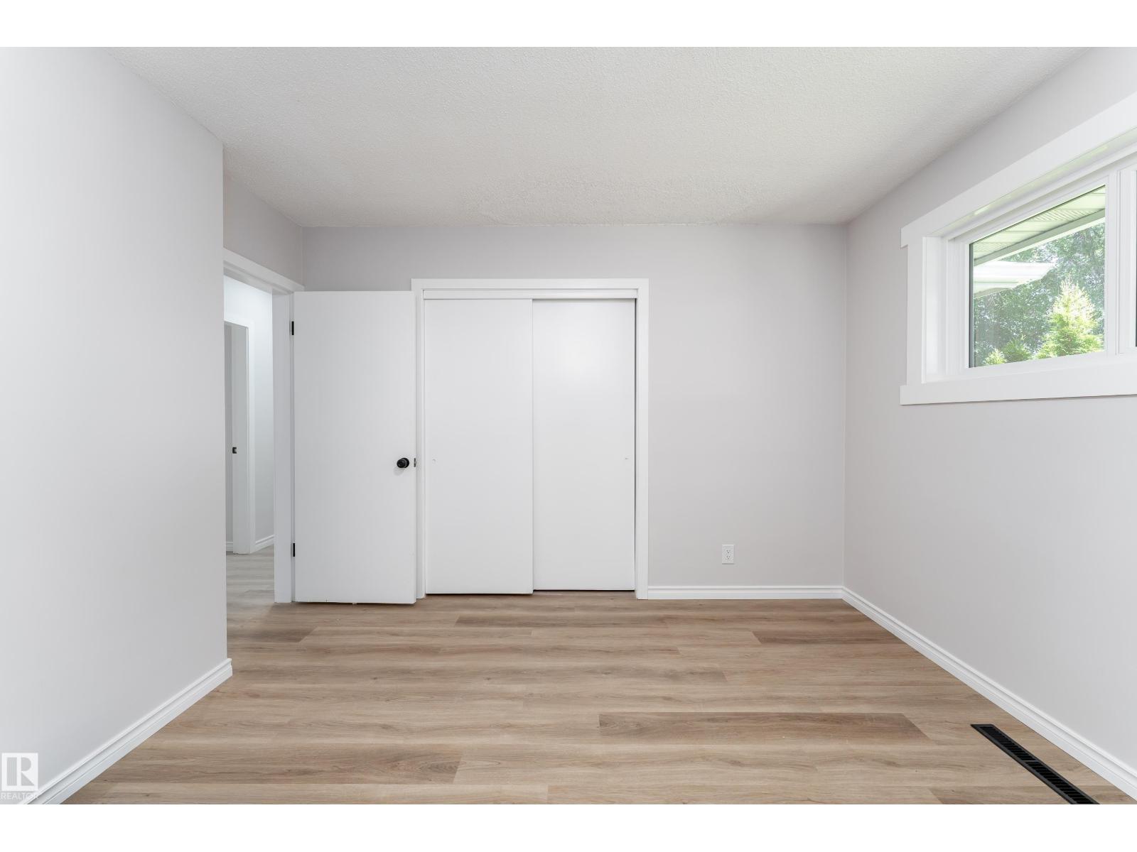 12224 55 ST NW - 20