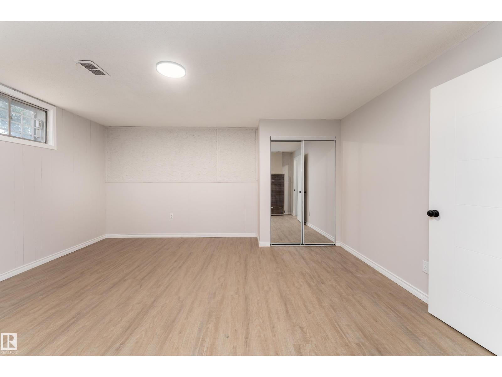 12224 55 ST NW - 26