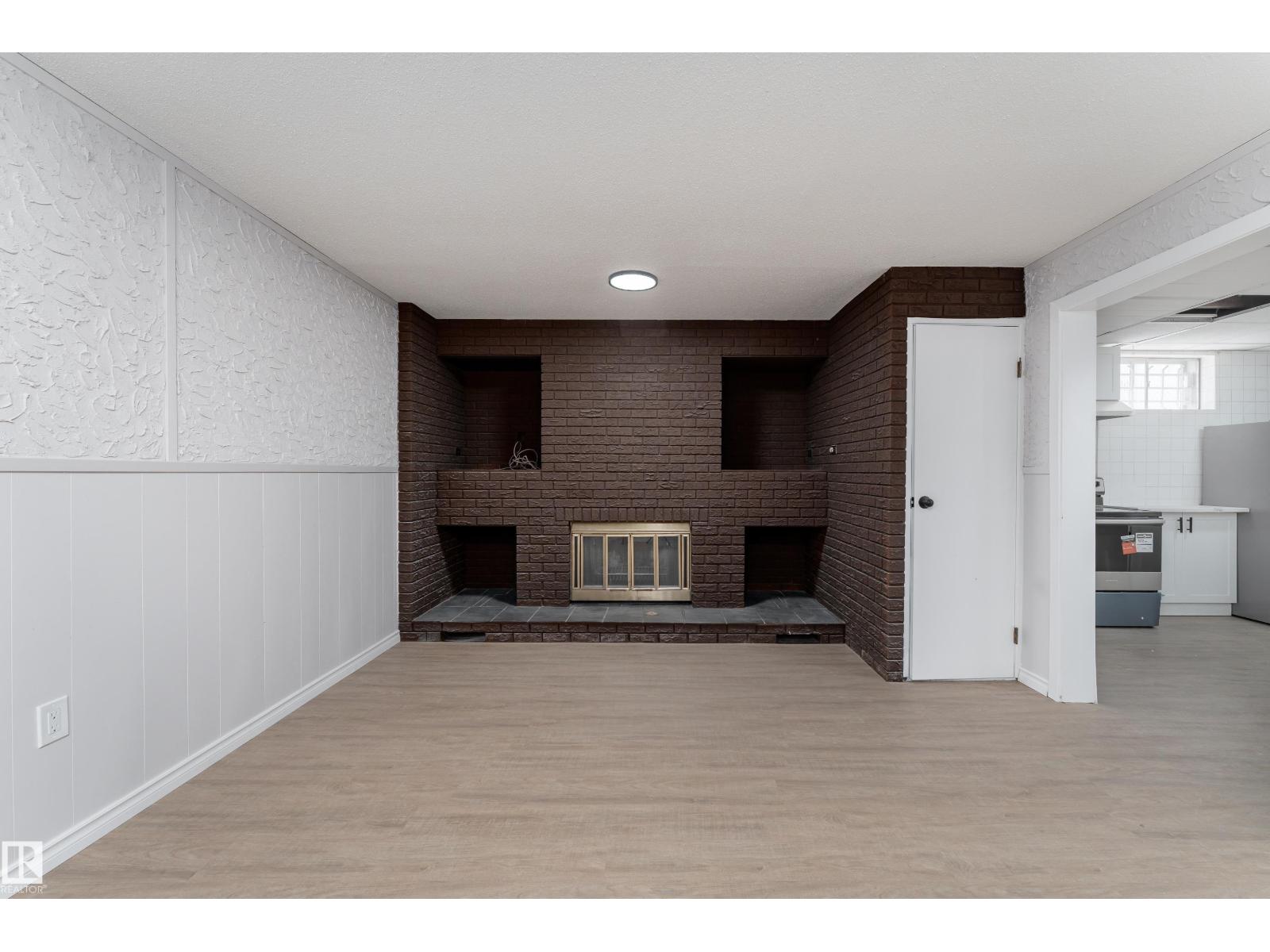 12224 55 ST NW - 28