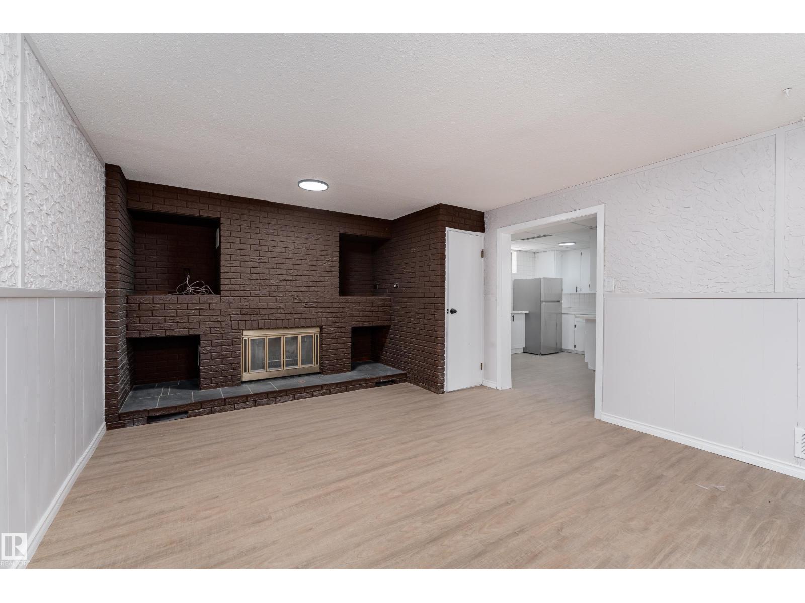 12224 55 ST NW - 29