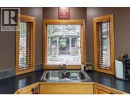 17222 Pilot Bay Road, Kootenay Bay, BC V0B1E0 Photo 19