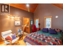 17222 Pilot Bay Road, Kootenay Bay, BC V0B1E0 Photo 22