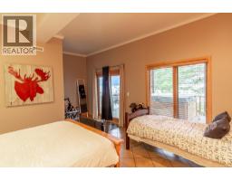 17222 Pilot Bay Road, Kootenay Bay, BC V0B1E0 Photo 29