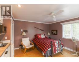 17222 Pilot Bay Road, Kootenay Bay, BC V0B1E0 Photo 38