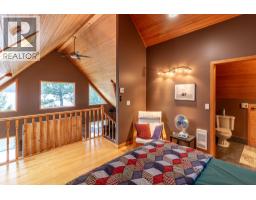 17222 Pilot Bay Road, Kootenay Bay, BC V0B1E0 Photo 24