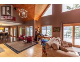 17222 Pilot Bay Road, Kootenay Bay, BC V0B1E0 Photo 14