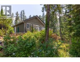 17222 Pilot Bay Road, Kootenay Bay, BC V0B1E0 Photo 35