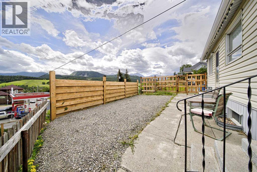 7826 22 Avenue - 35