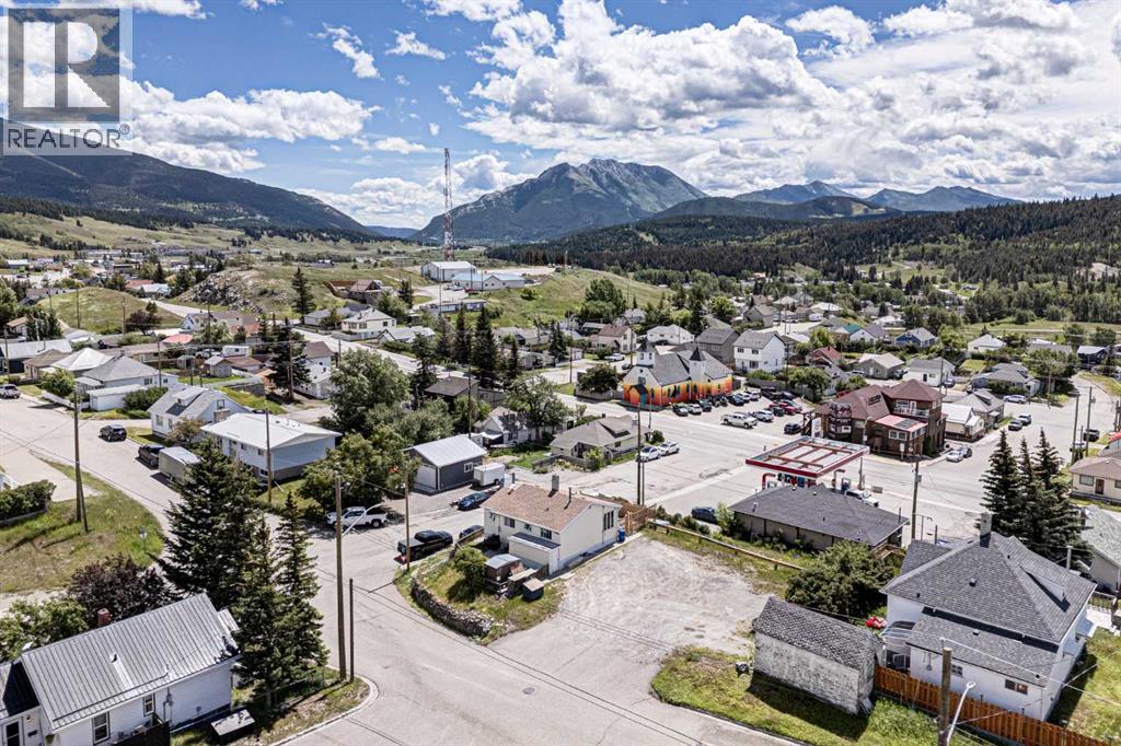 7826 22 Avenue - 46