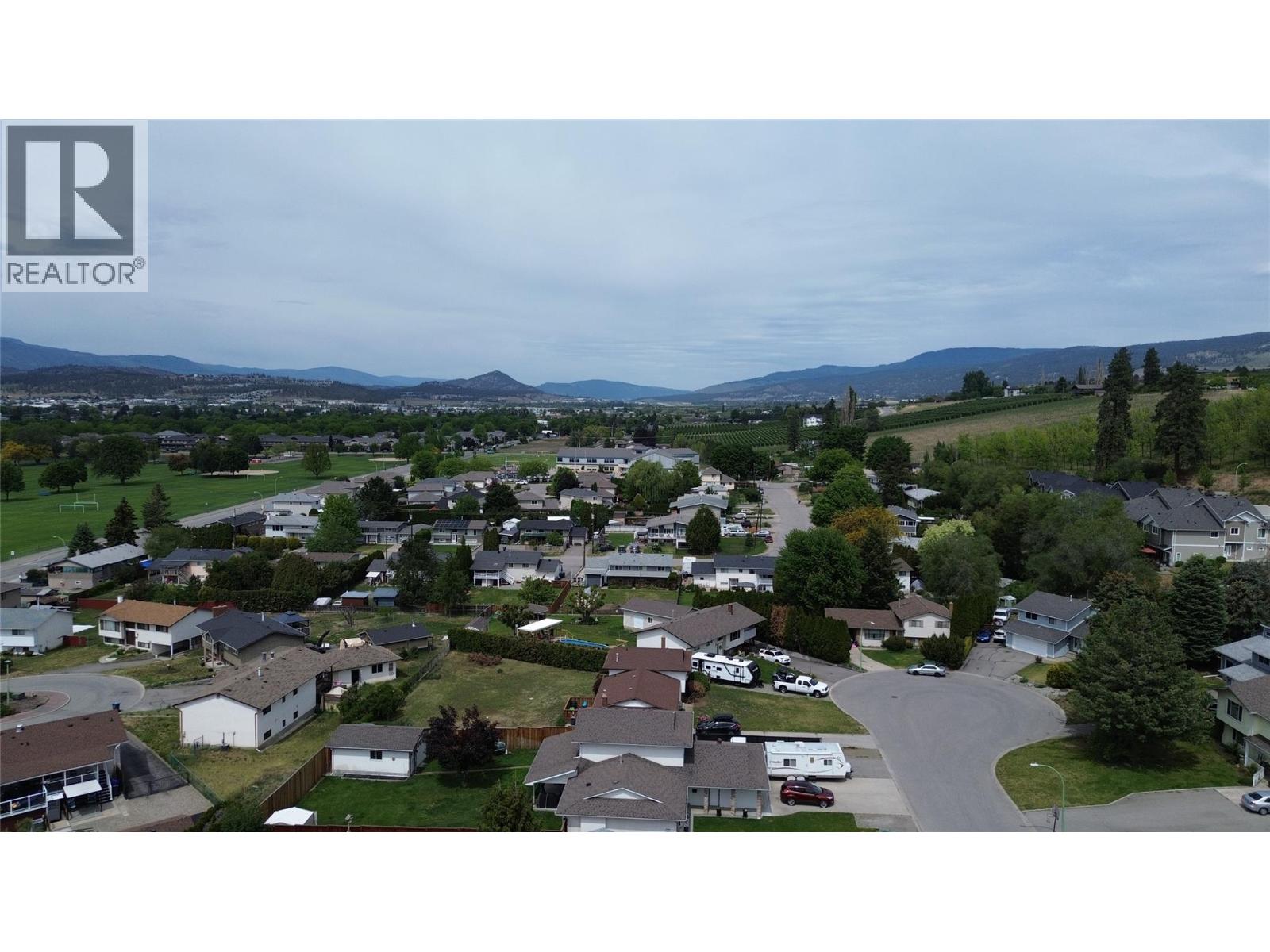 627 Hardie Road - 49