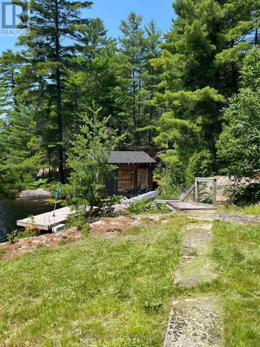 104 KAWIGAMOG LAKE - 41